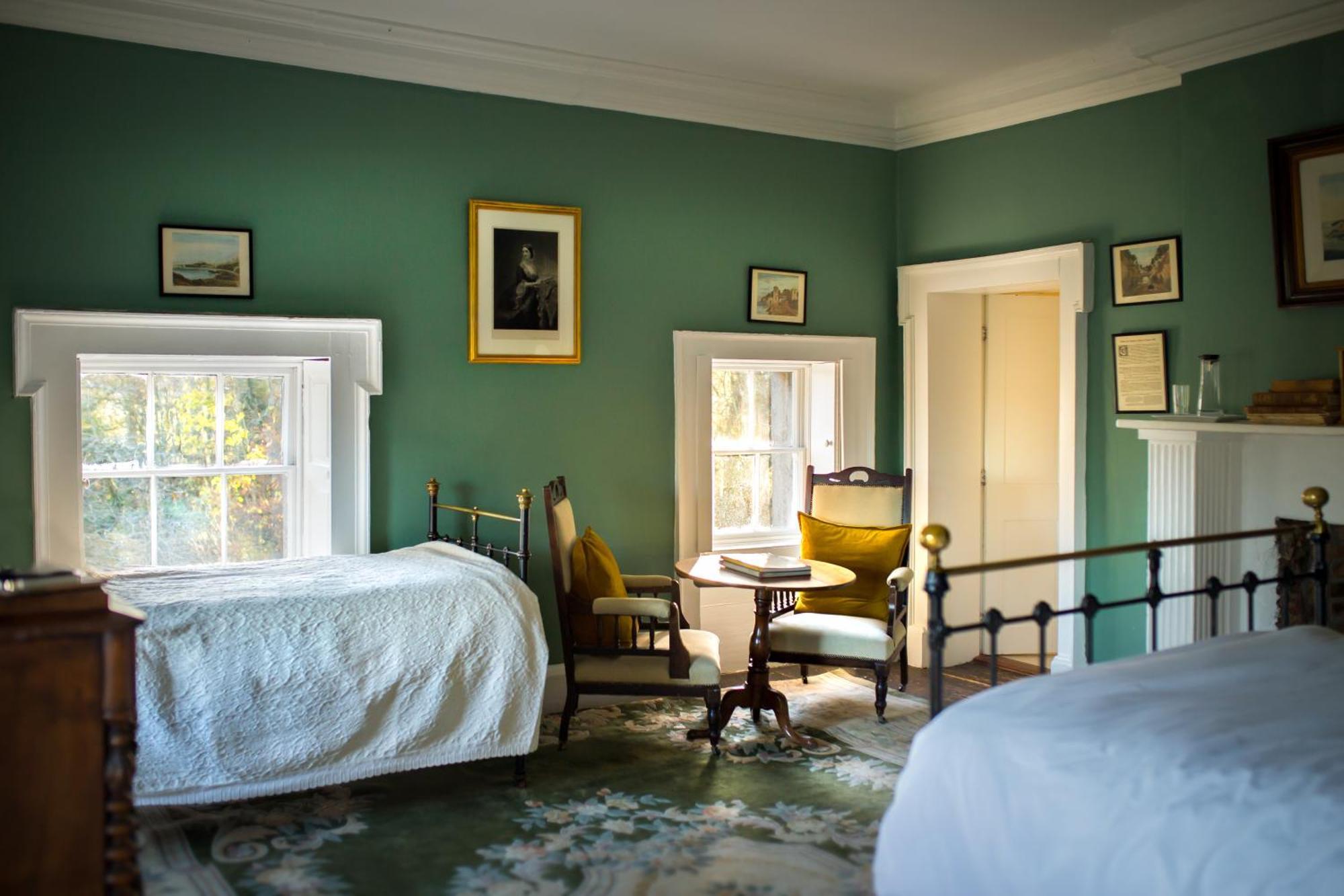 Roundwood House Hotel Mountrath Room photo