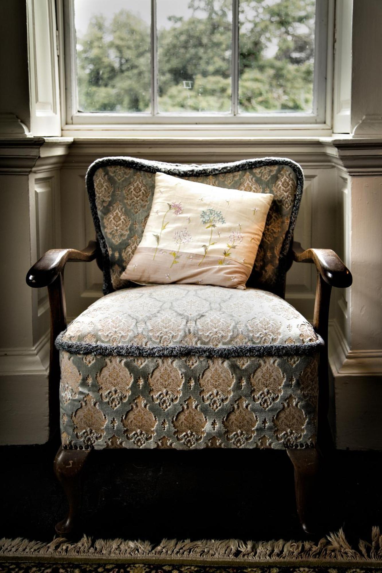 Roundwood House Hotel Mountrath Room photo